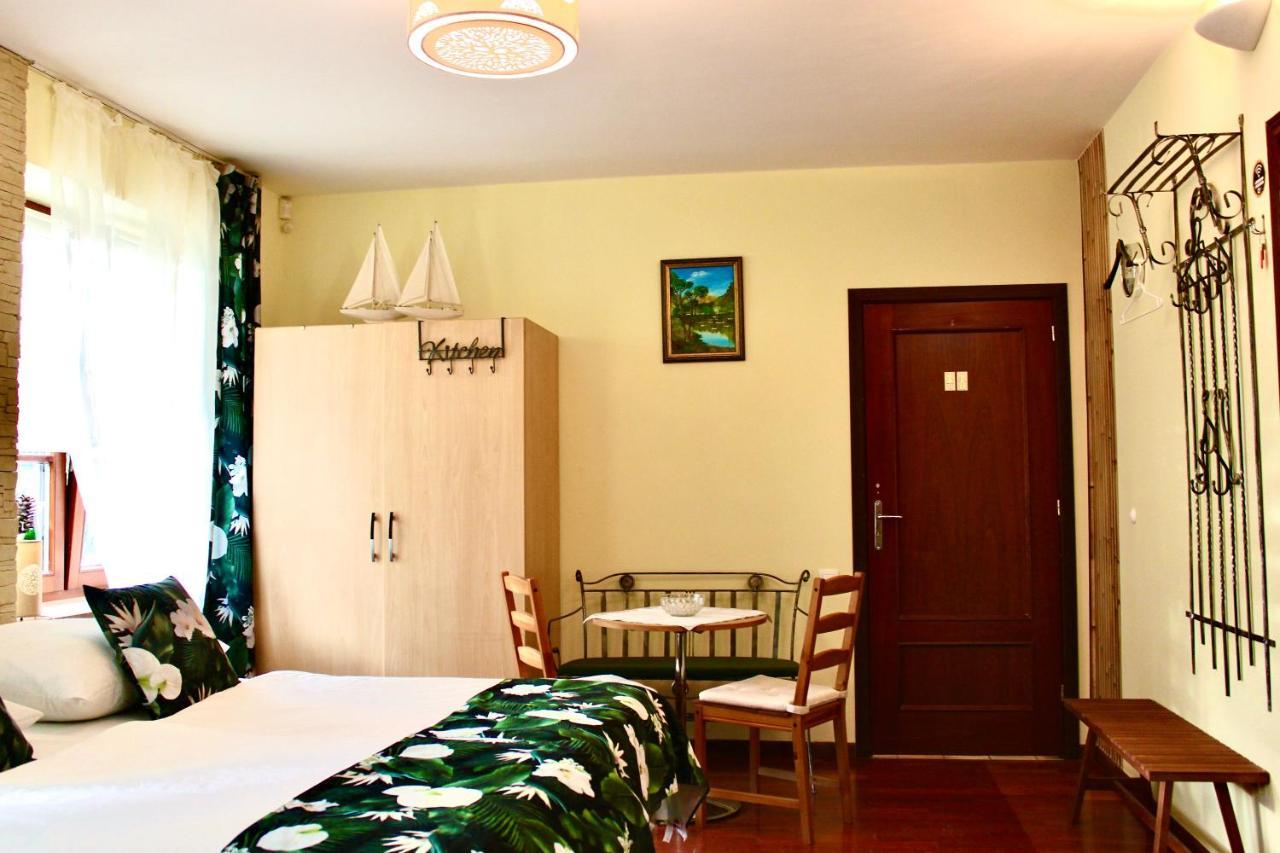 Villa Casanna Apartments Łomianki Zewnętrze zdjęcie